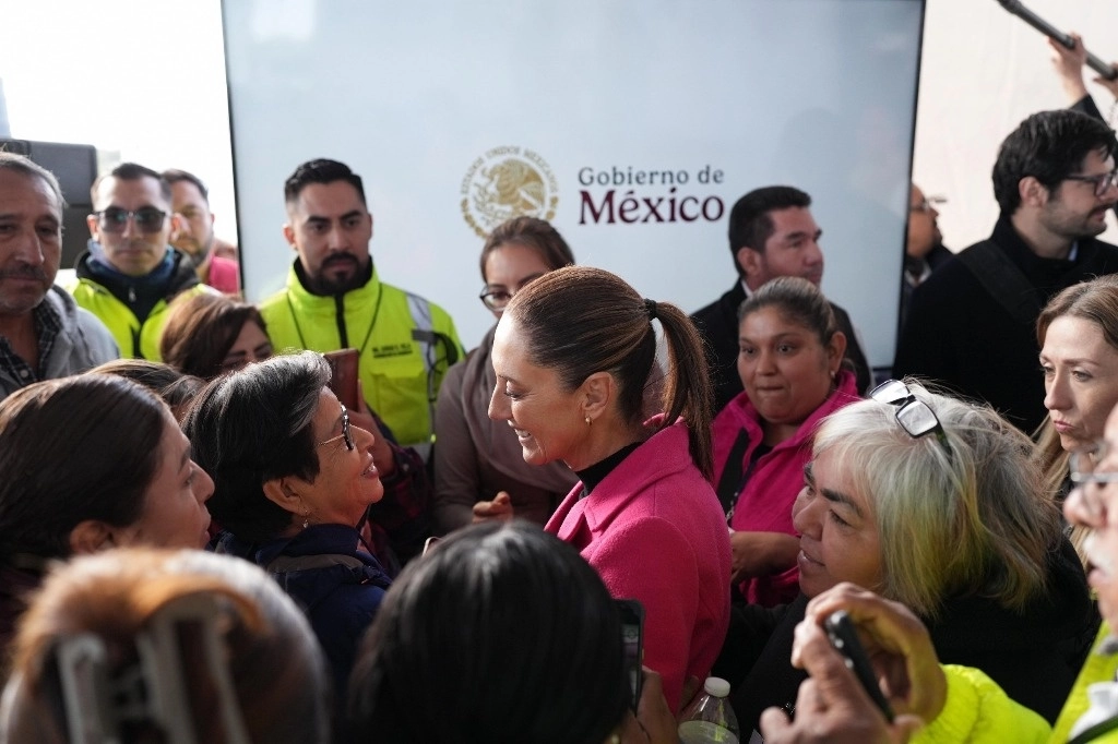 La Presidenta cumplió su compromiso de hace dos meses de regresar con familiares de víctimas de Pasta de Conchos y el Pinabete. Foto Presidencia