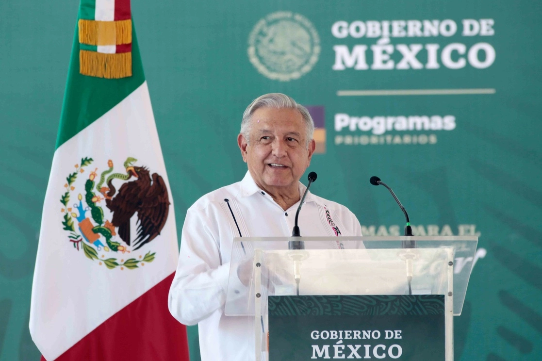 El presidente Andrés Manuel López Obrador, ayer durante la presentación de los Programas para el Bienestar en Ometepec, Guerrero. Foto cortesía Presidencia