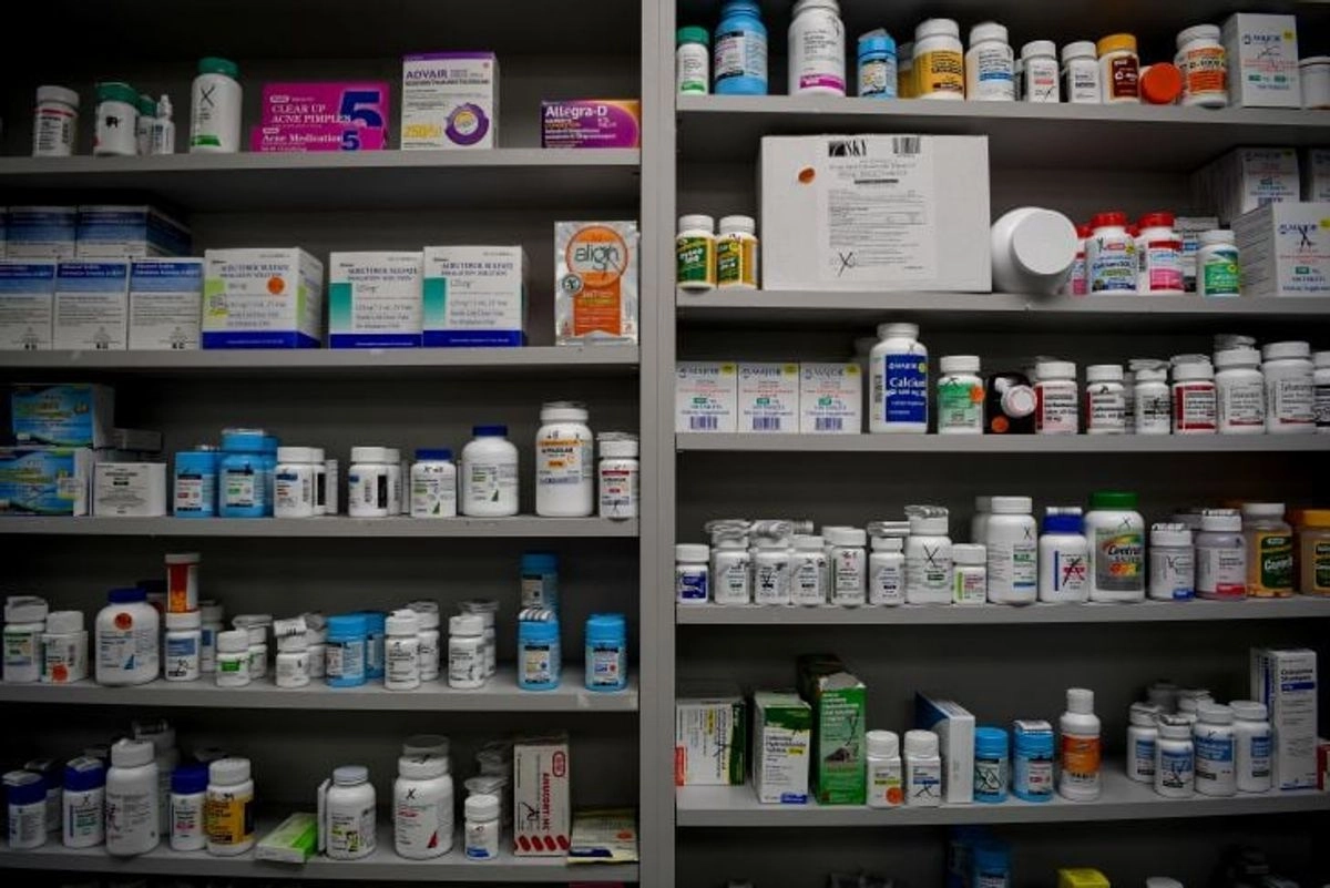 Birmex ha podido obtener alrededor de mil 300 claves de medicamentos, una centena quedaron desiertas y algunas más se encuentran en las adquisiciones complementarias, derivado de nuevas peticiones de las instituciones.
