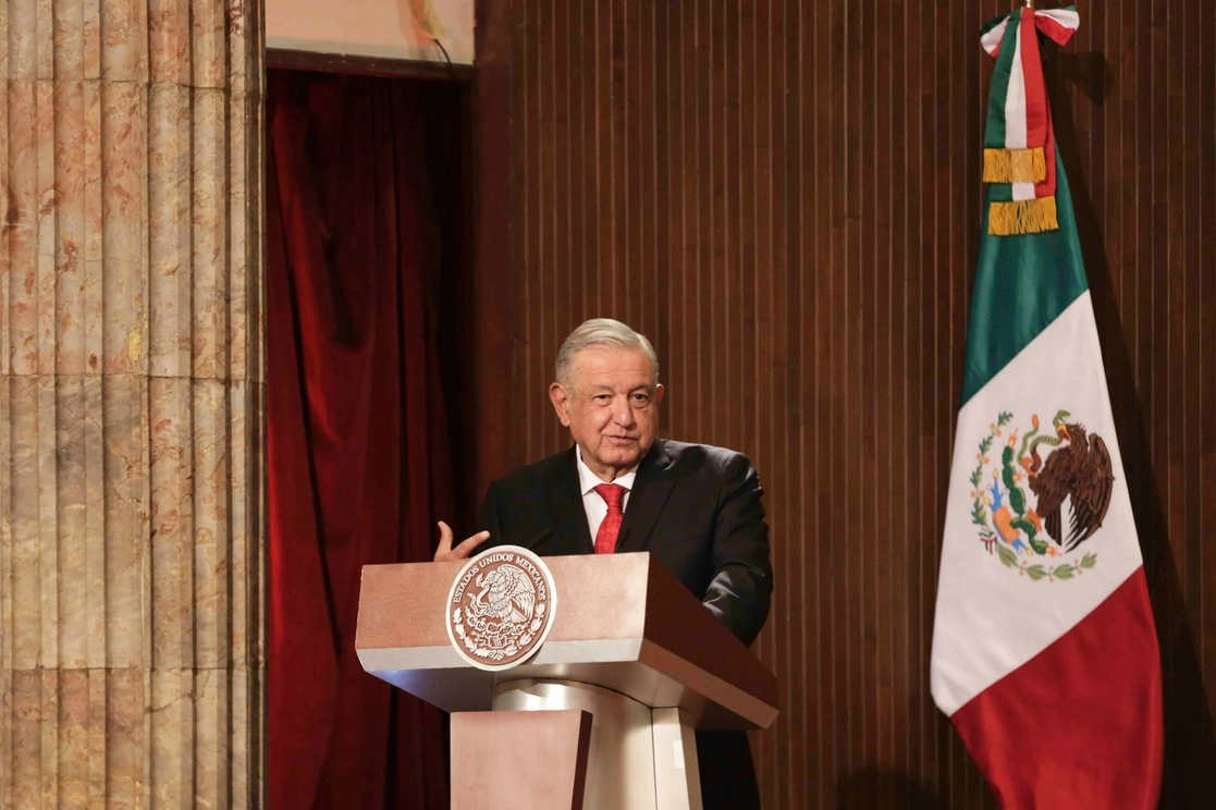 El presidente Andrés Manuel López Obrador encabeza la ceremonia por el 105 Aniversario de la Promulgación de la Constitución Política de los Estados Unidos Mexicanos en Santiago de Querétaro, Querétaro. Foto Presidencia
