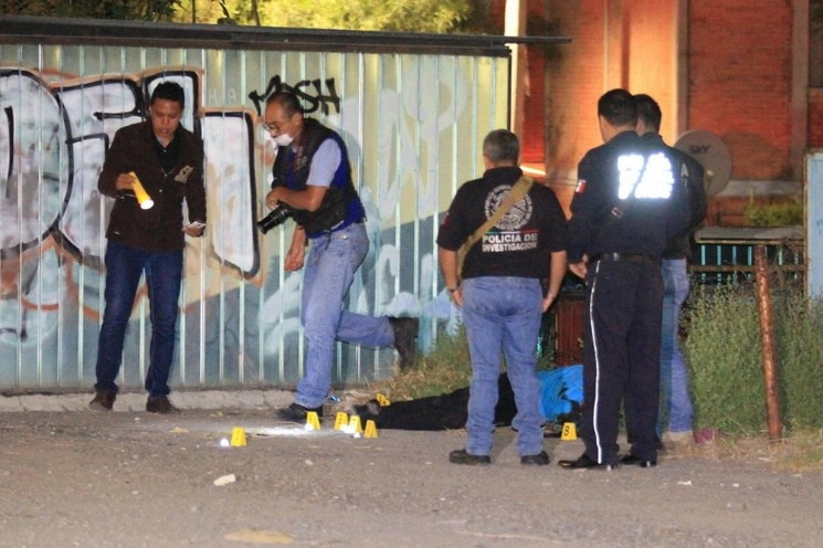 La FGJEM consiguió la vinculación a proceso de Javier “N” y Edgar Omar “N”, oficial conciliador de Las Américas y policía de barandilla. Foto Cuartoscuro/ Archivo