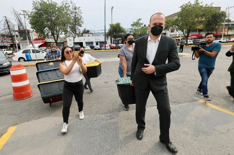 Kiril Todorov, presidente de la Federacion Mexicana de Natacion quien tiene acusaciones por practicas corruptas y malversacion de fondos, a su llegada a los juzgados del Reclusorio Norte, el 4 de mayo del 2023. Roberto Garcia Ortiz / La Jornada
