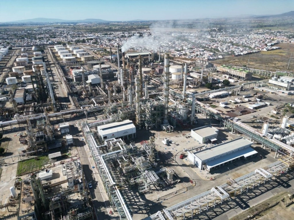 Refinería Antonio M. Amor en Salamanca, Guanajuato. Foto tomada de X @Pemex.