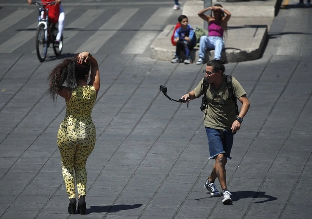 Los creadores de contenidos para plataformas digitales deberás respetar los lineamientos de publicidad que establece la Profeco. Foto Cristina Rodríguez