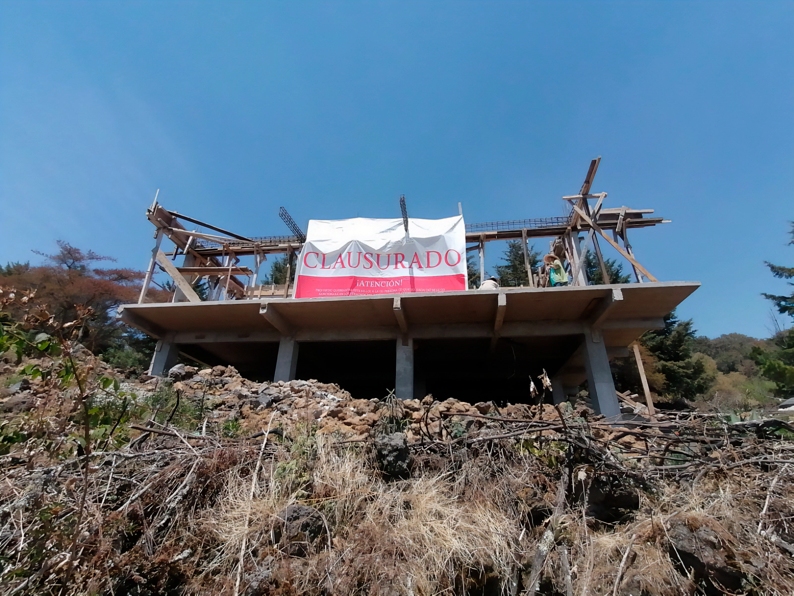 La obra se estaba construyendo en un terreno de aproximadamente 3,000 m2. Foto 