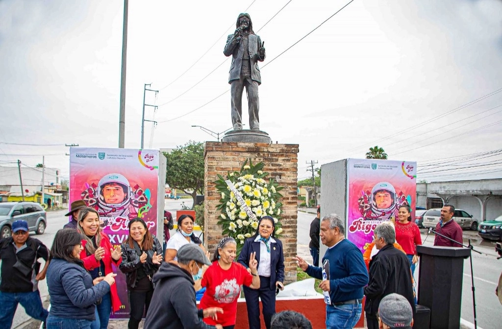 Fanáticos de Rigo Tovar se sorprendieron al conocer que no podrían escuchar éxitos como ‘El Sirenito’; ‘Mi Matamoros Querido’ o ‘Oh qué Gusto de Volverte a Ver’, debido a una restricción legal. Foto La Jornada