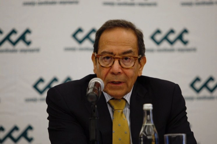 Carlos Salazar Lomelín aseguró que se requiere una política pública integral de salud donde se incentive la actividad física y los hábitos de vida saludable. “Calificar alimentos como buenos o malos o recurrir a prohibiciones, no es la solución”, apuntó. Foto Cristina Rodríguez / Archivo