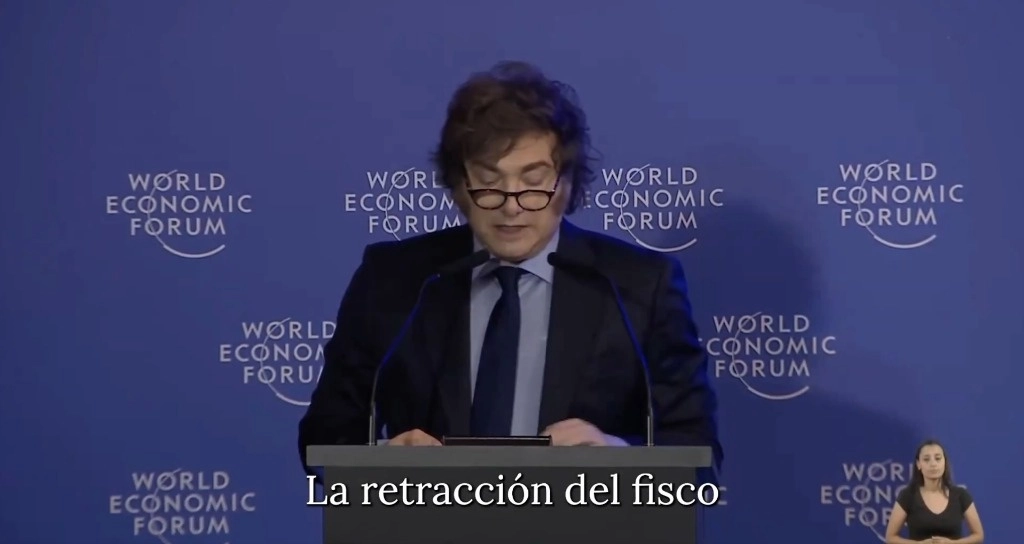 Milei aseguró que va a poner un "cepo al Estado" durante un discurso en la reunión en el World Economic Forum (WEF) que se realiza en el ahora llamado Palacio Libertad de la capital argentina. Captura de pantalla de un video de X @OPRArgentina.