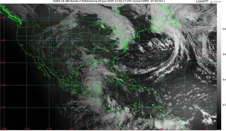 Mapa con la imagen de la formación de una tormenta en el territorio nacional, difundida por @conagua_clima / archivo
