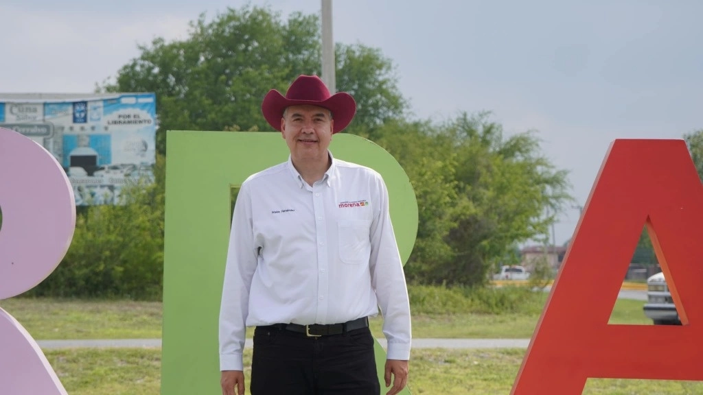 Waldo Fernández González, aseguró que el municipio de Agualeguas tiene la capacidad de convertirse en un nuevo polo de desarrollo con la reactivación de su aeropuerto. Foto Tomada del facebook de Waldo Fernández