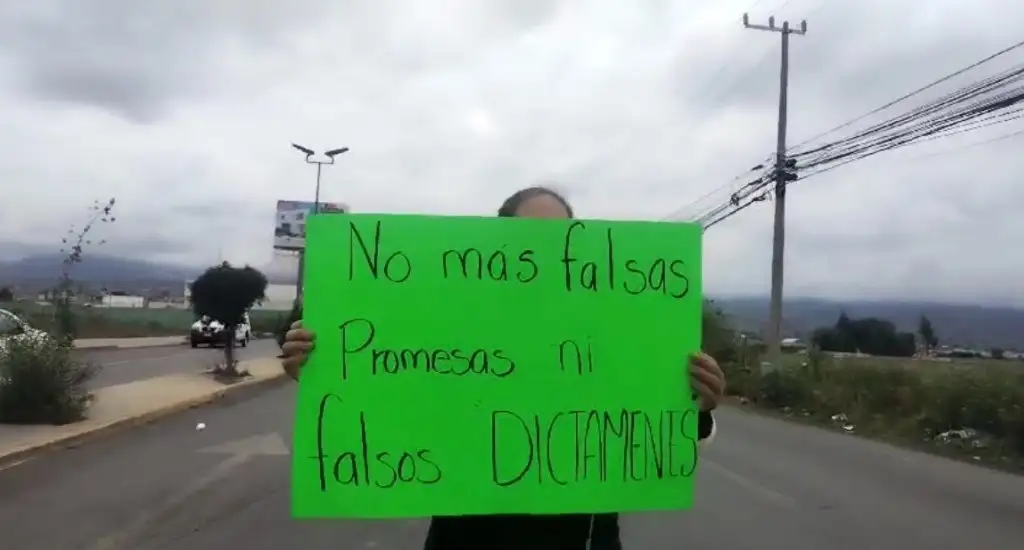 Los manifestantes exigen que se prohíban los permisos a la empresa Sadasi. Foto 'La Jornada'