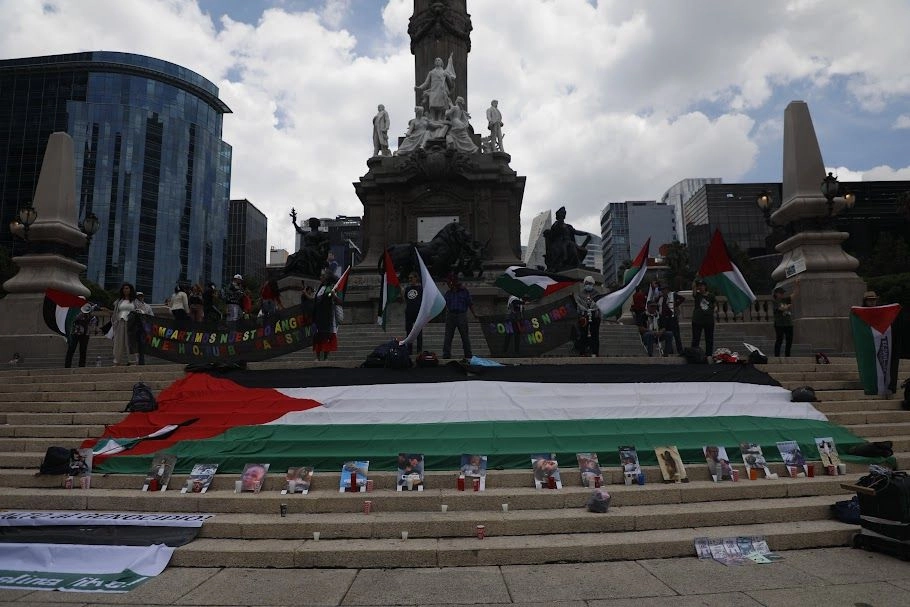Marcha en contra del genocidio infantil en la Franja de Gaza, cuyo recuento suma 30 mil menores asesinados, en la Ciudad de México, el 29 de junio de 2025. Foto 