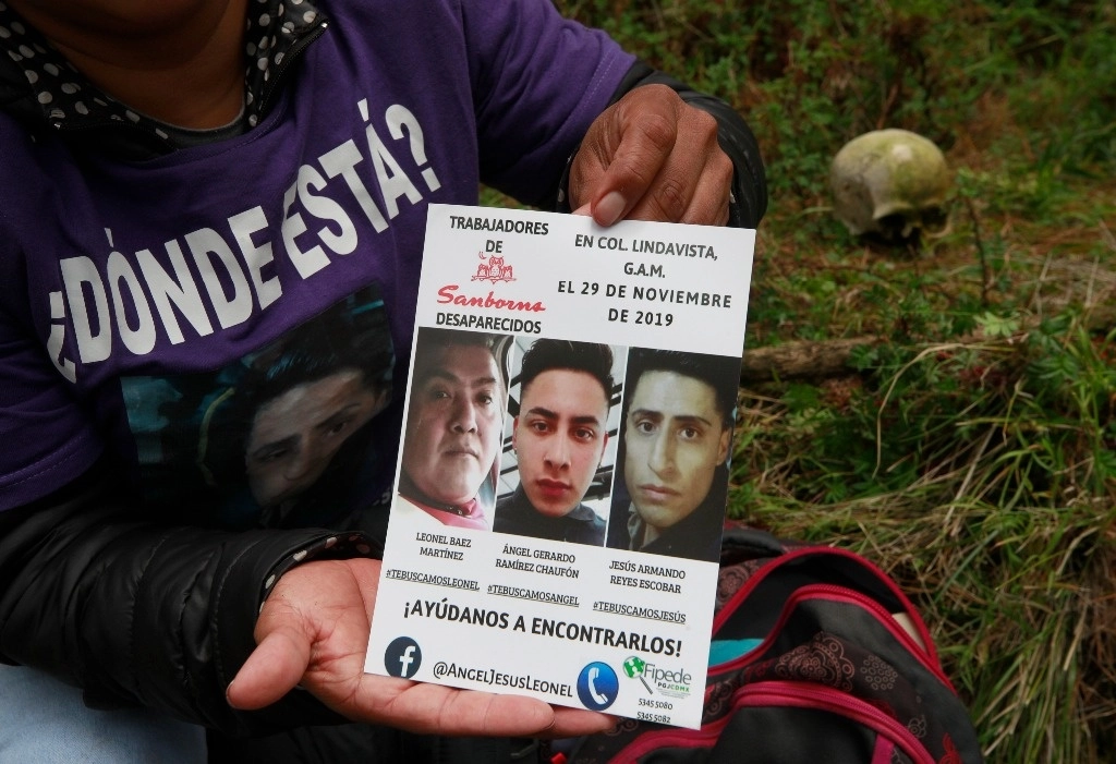 Imagen mostrada por una integrante de una brigada de búsqueda de desaparecidos en la Ciudad de México. Foto Alfredo Domínguez 