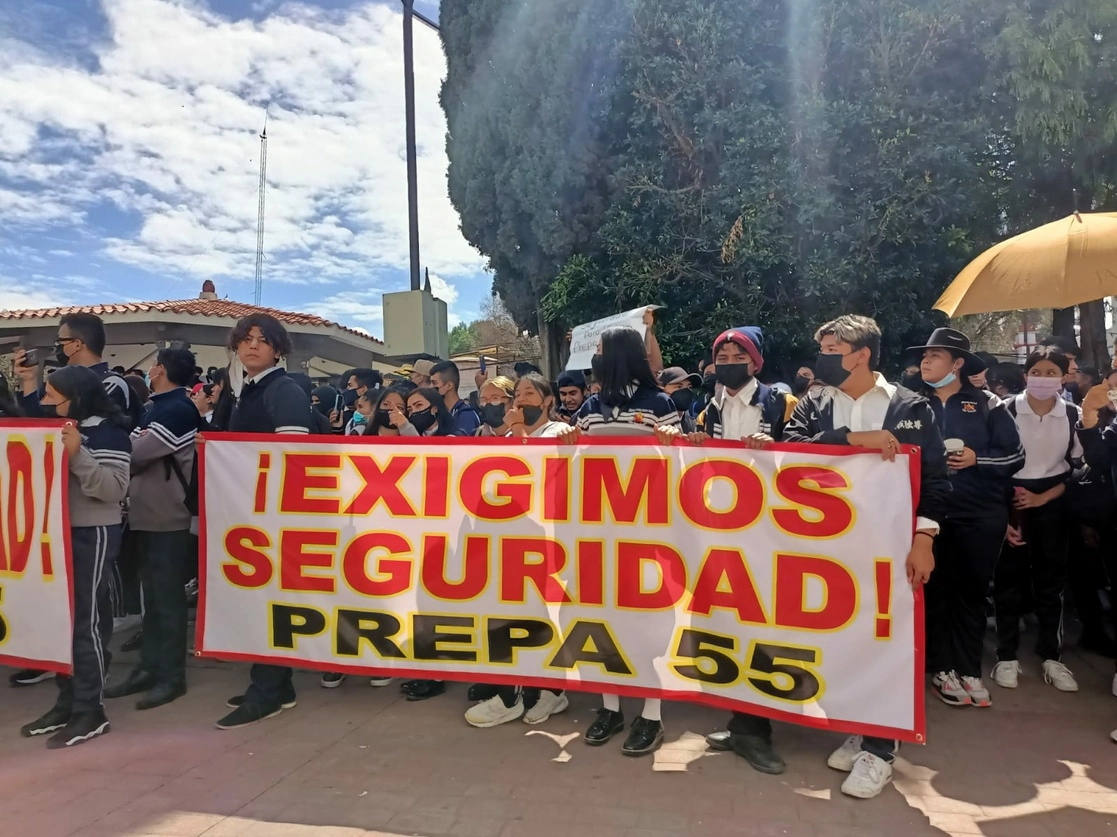 Protesta de estudiantes en Chicoloapan, el 6 de septiembre de 2022. Foto La Jornada