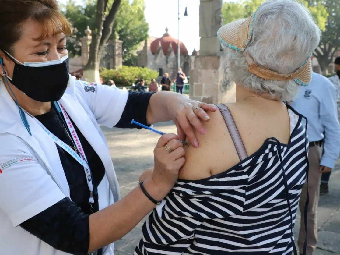 Según autoridades, de no bajar el número de contagios, el jueves se podrían endurecer las medidas preventivas. Foto tomada de @SALUDMICH