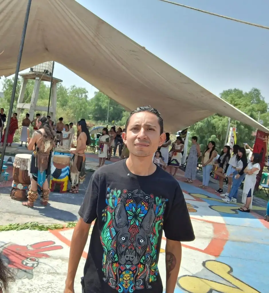 El maestro forma parte de una agrupación identificada como Frente de Escuelas Democráticas Febrero 25. Foto 'La Jornada' 
