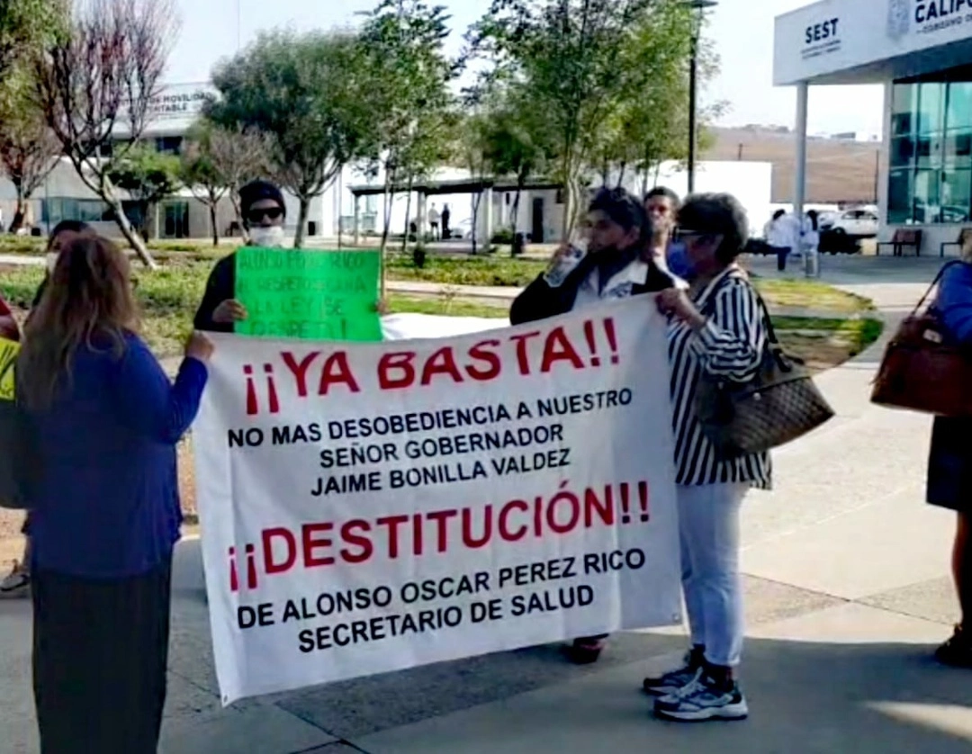 Manifestantes que forman parte del Comité de la Sección 29 del Sindicato del Sistema Nacional de Salud de BC. Foto cortesía Lindero Norte