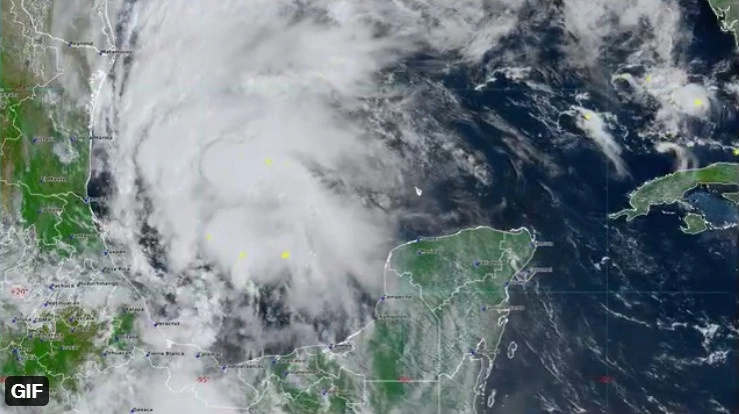 El Servicio Meteorológico Nacional informó que a las 10 horas se formó la tormenta tropical 'Nicholas' frente al suroeste del Golfo de México. Imagen tomada del Twitter @conagua_clima 