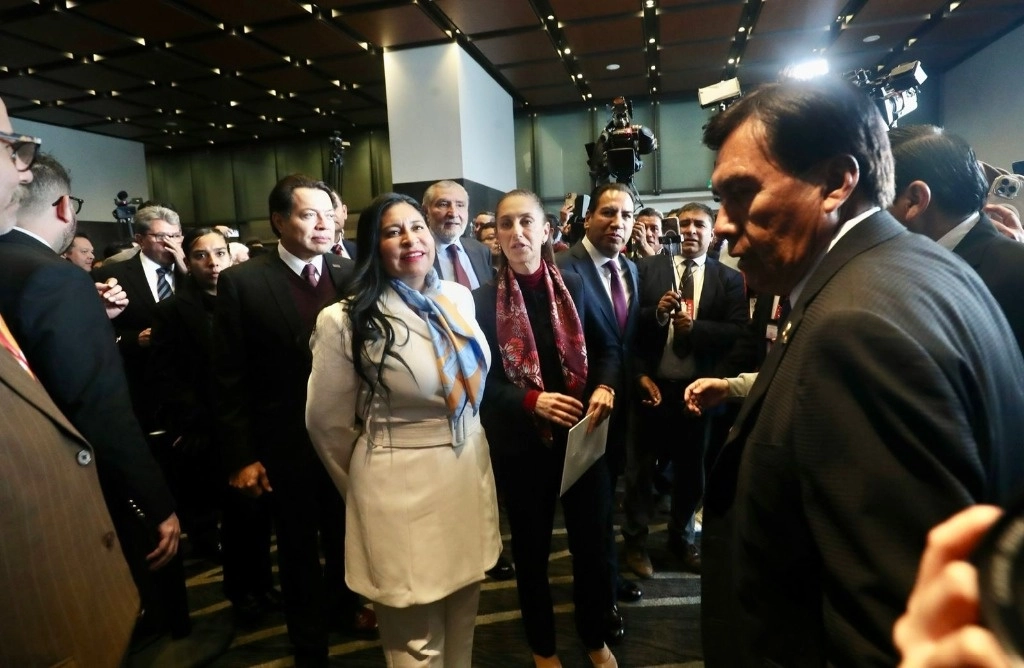 Reunión plenaria del Grupo Parlamentario de Morena con la candidata Claudia Sheinbaum en un hotel de la Ciudad de México, el 31 de enero de 2024. Foto Luis Castillo