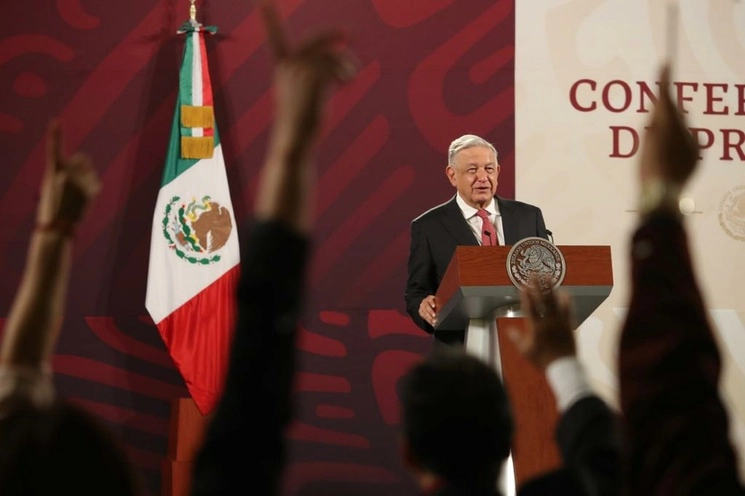 El presidente Andrés Manuel López Obrador durante su conferencia matutina en Palacio Nacional, el 2 de junio de 2023. Foto Yazmín Ortega Cortés