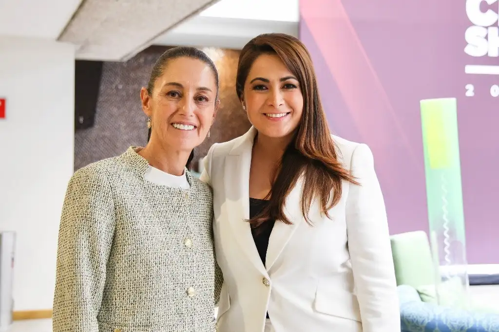 La presidenta electa y la gobernadora de Aguascalientes durante su reunión. Foto La Jornada