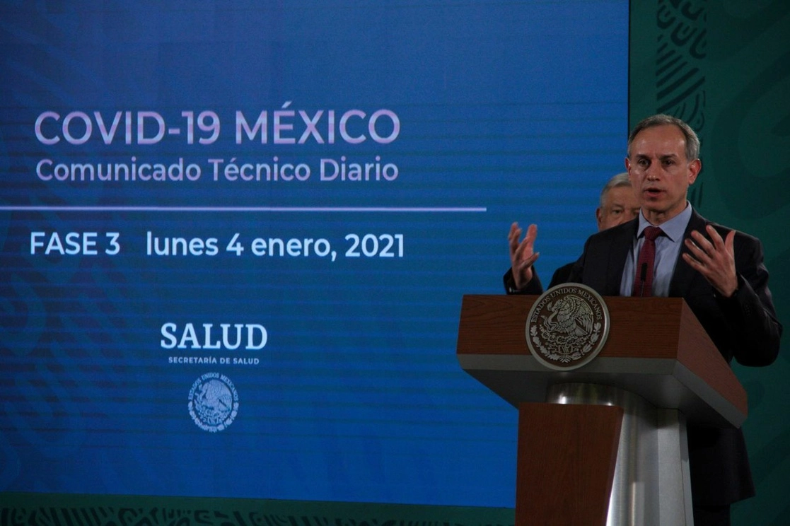 El subsecretario de Salud,  Hugo López-Gatell, durante la conferencia presidencial matutina, en Palacio Nacional. Foto Cuartoscuro