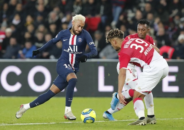 Neymar marcó dos goles para el PSG en el duelo de la fecha 20 de la Ligue 1 ante el Mónaco. Foto Ap 