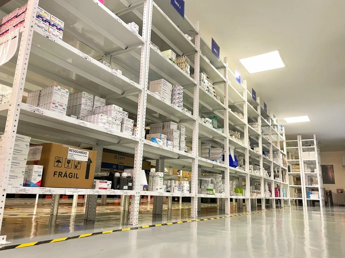 El fallo de la convocatoria para la licitación de medicamentos y bienes terapéuticos a utilizar en 2022 se dará a conocer el 22 de diciembre y los contratos se formalizarán dentro de los 15 días naturales siguientes. Foto tomada del sitio de https://www.gob.mx/insabi#7505 / Archivo

