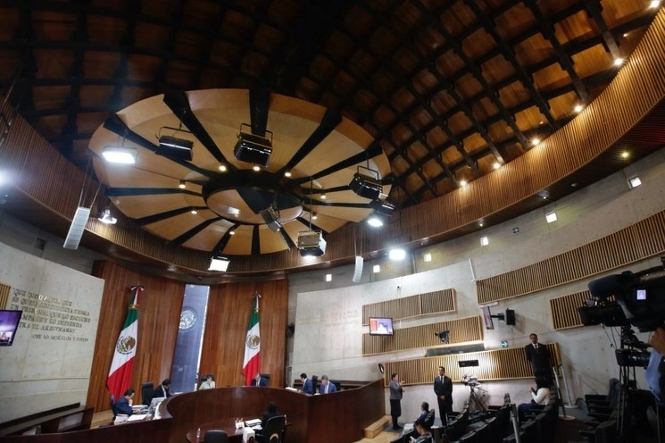Durante una sesión del Tribunal Electoral. Foto Roberto García Ortiz / Archivo 