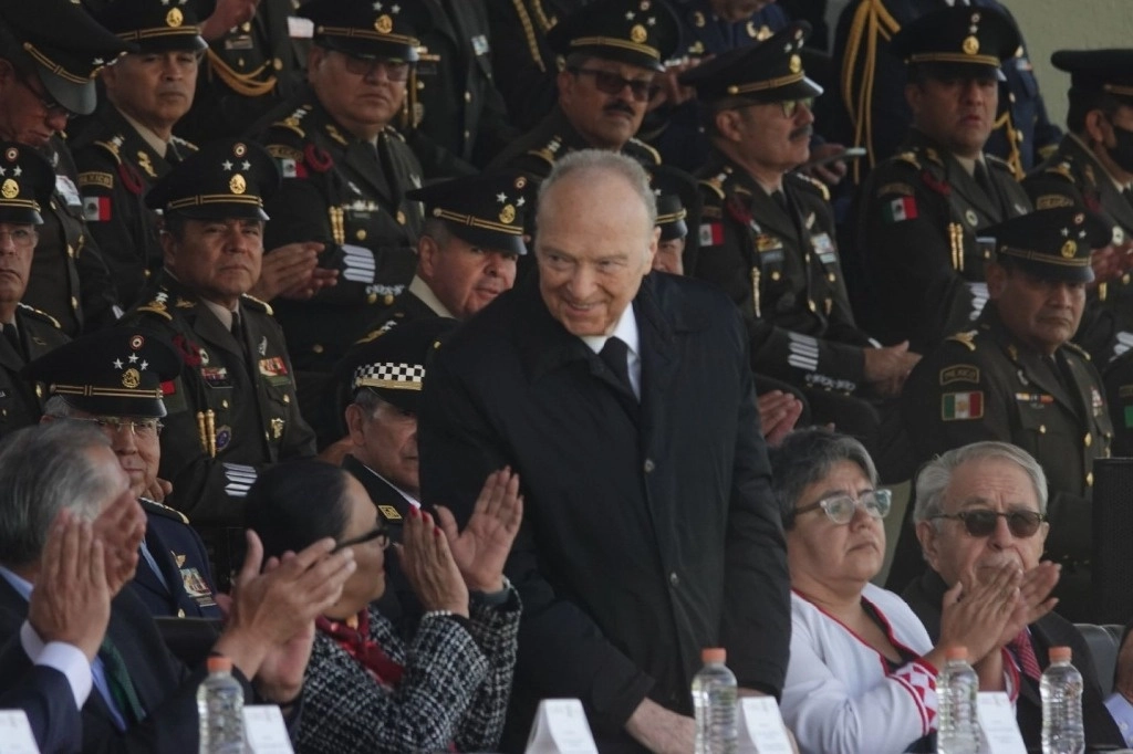 El fiscal, Alejandro Gertz Manero durante un evento en Campo Marte. Foto Cuartoscuro / archivo
