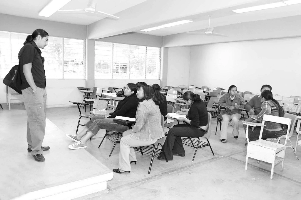 Se busca promover una nueva política de financiamiento ante la caída de más de 4.5 por ciento en el presupuesto de las universidades en los últimos años. Foto Alfredo Domínguez