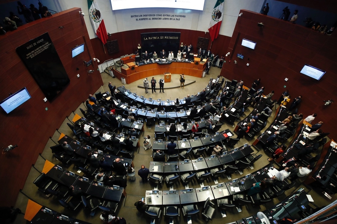 Aspectos de la sesión en el Senado, en la Ciudad de México, en imagen del 4 de octubre pasado. Foto Cristina Rodríguez
