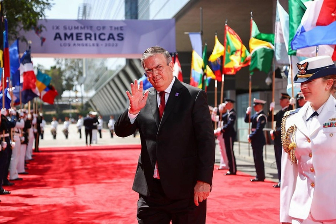 El canciller Marcelo Ebrard, en la pasada Cumbre de las Américas, celebrada en junio pasado. Foto Cuartoscuro 