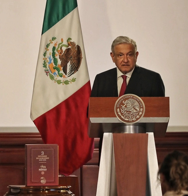 EL presidente Andrés Manuel López Obrador durante la presentación de su Tercer Informe de Gobierno. Foto Marco Peláez