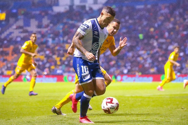 En algunos momentos se tornó lento el juego. Foto Jam Media