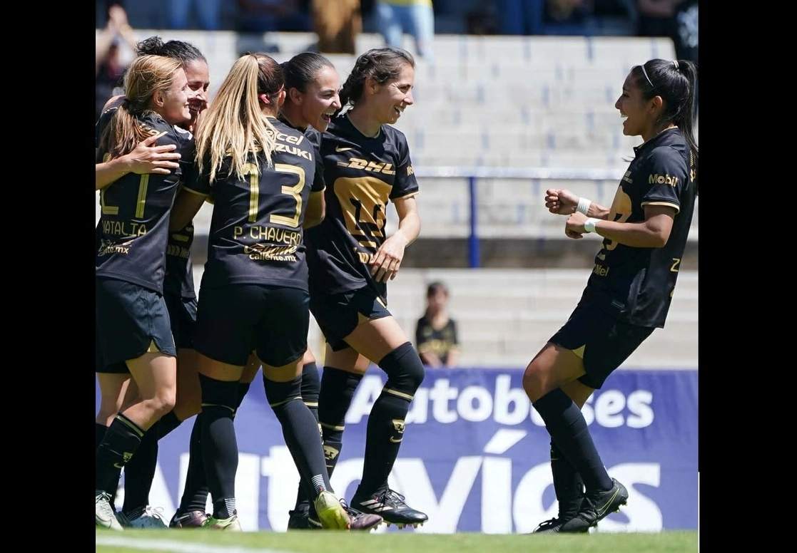 Pumas femenil se impuso de local por 4-1 a Santos. Foto Tomada del Twitter @LigaBBVAFemenil