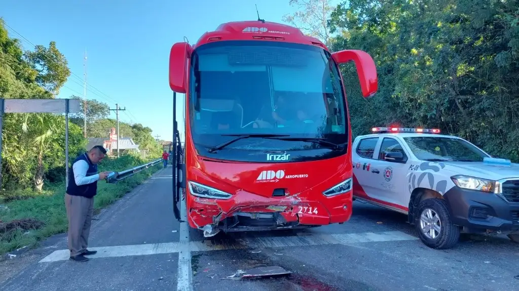 POLICIA - Muere policía en cumplimiento del deber - Página 2 Qr-accidente-en-carretera-de-muyil-deja-tres-muertos-y-un-lesionado-2698html-choque-quintana-roojpg-8027html-7f93991f-07b7-4b88-a16a-118f209535c1