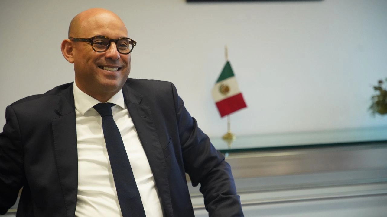 Simon Stiell, jefe de la ONU Clima participó en Bonn, Alemania, en las reuniones preparatorias rumbo a la COP 30 que se celebrará en la ciudad brasileña de Belém. Foto