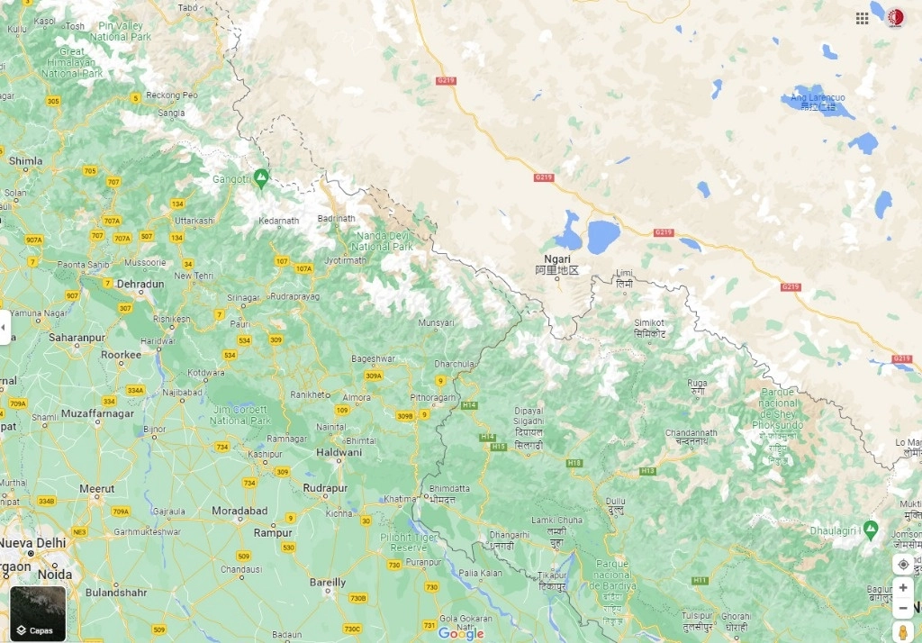 El túnel de 4,5 kilómetros de largo se está construyendo entre Silkyara y Dandalgaon para conectar los dos importantes santuarios hindúes de Uttarkashi y Yamnotri. Foto Google maps