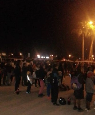 Un grupo de mil 500 migrantes llegaron a Jiménez, Chihuahua donde recibieron apoyo luego de quedar varados en el desierto. Foto La Jornada