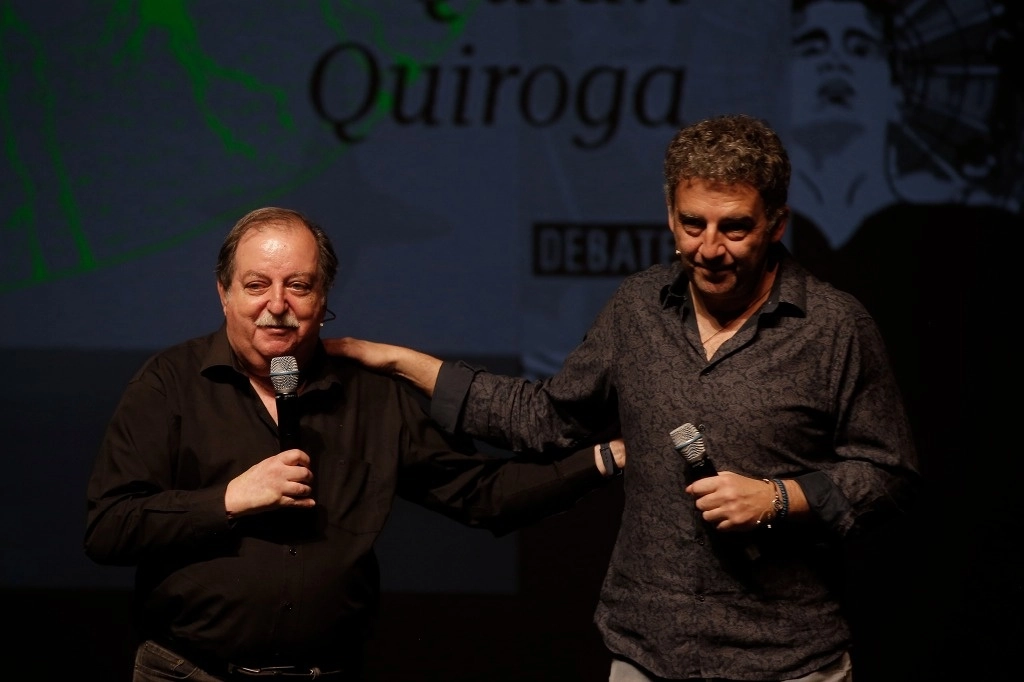 Inauguración académica del Festival El Aleph en la UNAM con la conferencia magistral del neurocientífico Rodrigo Quian Quiroga (derecha), en la sala Miguel Covarrubias del Centro Cultural Universitario, y el periodista José Gordon. Foto José Antonio López 