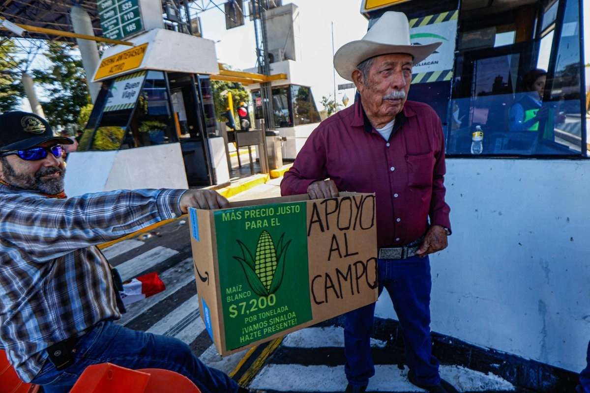 Produictores agrícolas durante una protesta en Sinaloa. Foto 