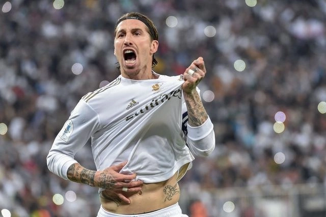 El Real Madrid no podrá contar con su capitán Sergio Ramos para el partido del sábado contra el Sevilla por la liga española. Foto Afp / Archivo
