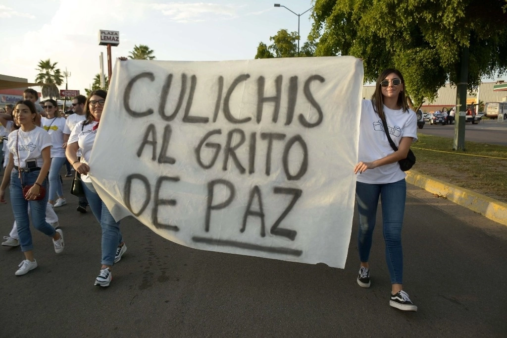 La marcha por la paz en Culiacán,  Sinaloa, inició en la Plaza Cuatro Ríos y se dirige al Parque Las Riberas. Foto Cuartoscuro / Archivo
