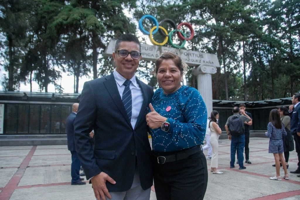 Óscar Contreras y Marijose Alcalá. Foto La Jornada