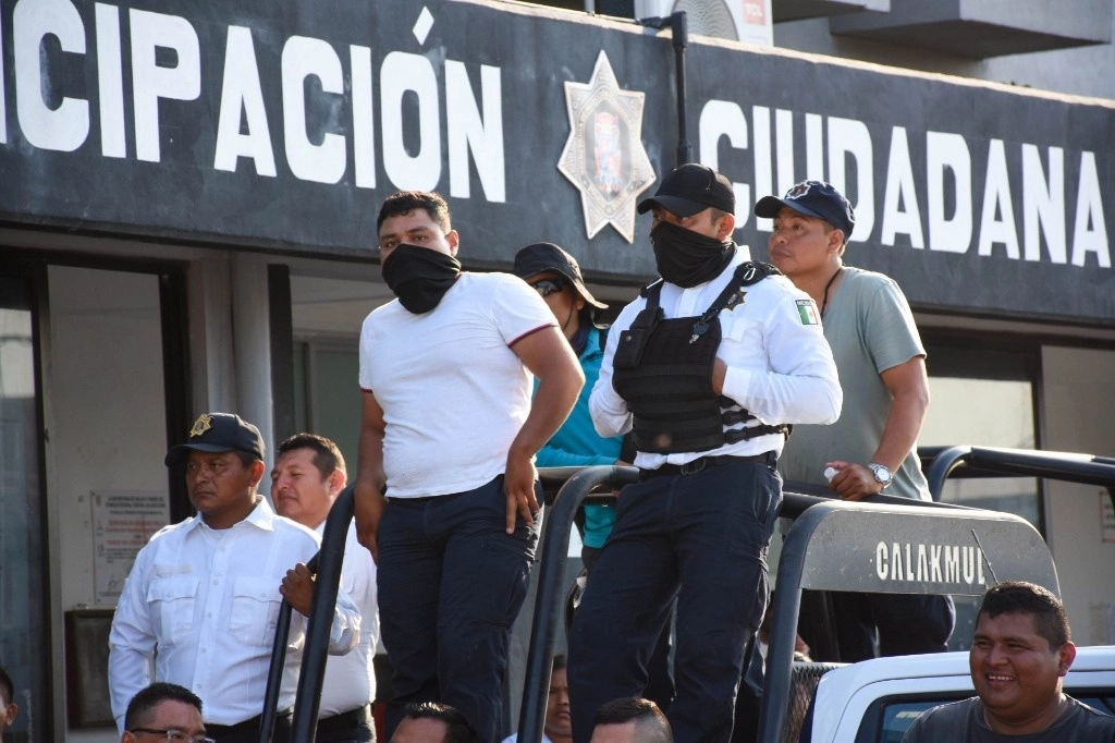 Más de 600 policías de Campeche se mantienen en paro exigiendo la destitución de Marcela Muñoz, titular de Seguridad de la entidad. Foto Cuartoscuro