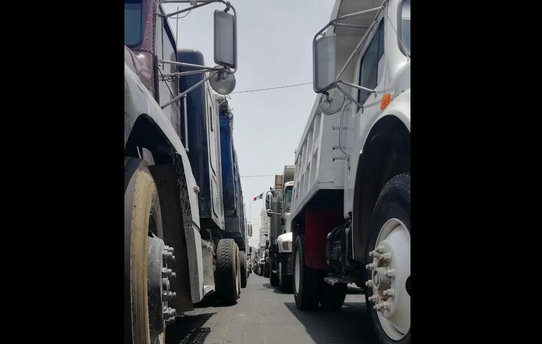 El gobierno e Nayarit llegó a un acuerdo con concesionarios y transportistas para la reapertura de minas debidamente reglamentadas. Foto Luis Martín Sánchez