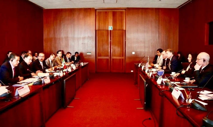 Reunión entre funcionarios de México y Estados Unidos donde se abordó el combate al tráfico ilegal de armas. Foto tomada de la cuenta de Twitter @AlfonsoDurazo