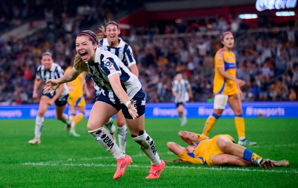 Rayadas celebran bicampeonato en Liga MX Femenil