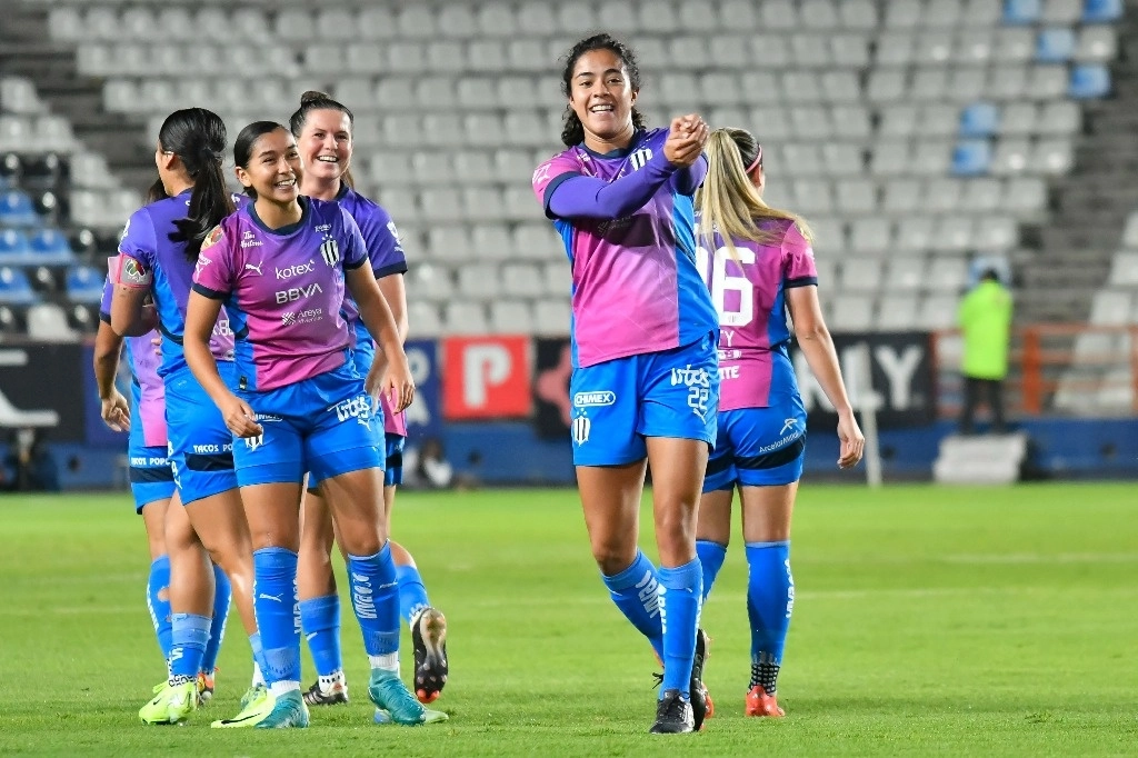 Las anotaciones de Diana García ocurrieron a los minutos 9 y 77. Foto tomada de X @LigaBBVAFemenil.